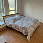 Schoene Fuer Tagesgaeste, Studenten Oder Handwerker, Gablenz, Oepnv Direkt Vor Der Tuer, Internet & Tv Inkl Apartment *