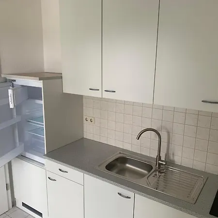 Schoenes Gablenz - Mit Homeoffice, Fahrstuhl, Barrierefrei, Oepnv, Supermarkt, Restaurant Direkt Vor Der Tuer, Internet Und Tv Inkl - Fuer Monteure, Urlauber Und Geschaeftsreisende