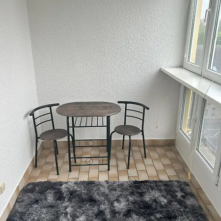 شقة Schoene Fuer Tagesgaeste, Studenten Oder Handwerker, Gablenz, Oepnv Direkt Vor Der Tuer, Internet & Tv Inkl شيمنيتز