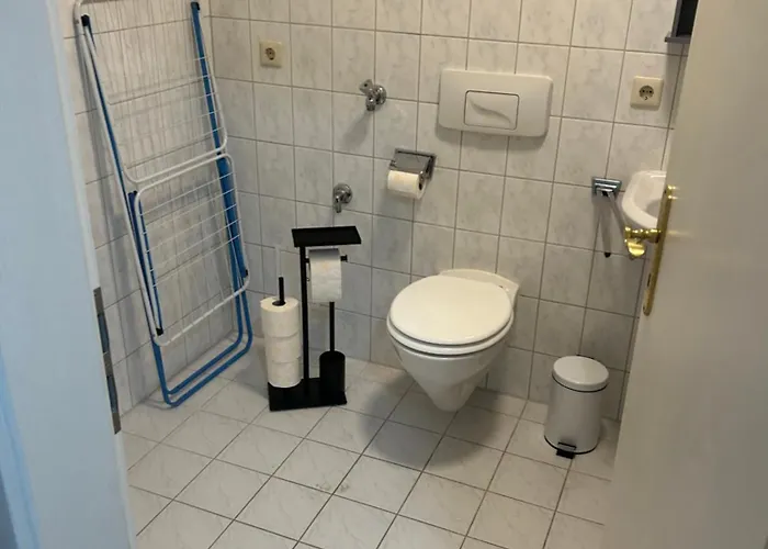 Apartment Schöne Für Tagesgäste, Studenten Oder Handwerker, Gablenz, öpnv Direkt Vor Der Tür, Internet&tv Inkl