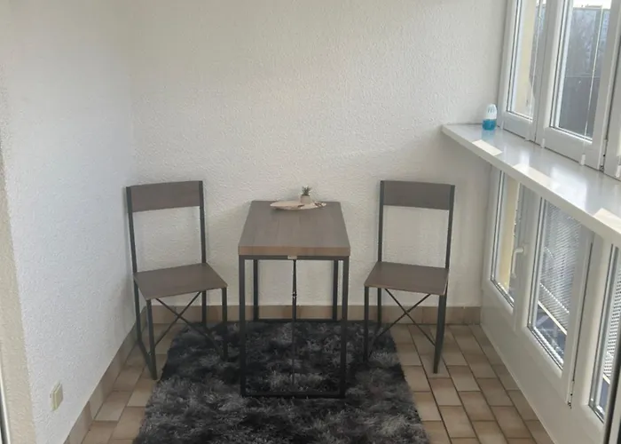 Schoene Fuer Tagesgaeste, Studenten Oder Handwerker, Gablenz, Oepnv Direkt Vor Der Tuer, Internet & Tv Inkl Lejlighed Chemnitz